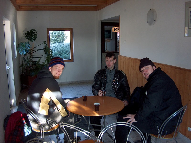Zeke, Toma & Douglas at Cisarka Motel, Prague.